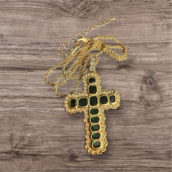 Vintage 80s Camrose & Kross JBK Gold-Tone Necklace w/ Faux Emeralds, 20” Chain - Picture 1 of 3